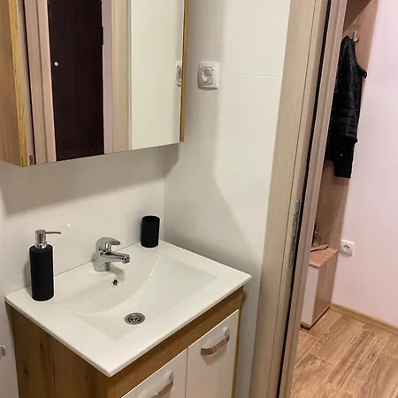 아파트 Lux Indija